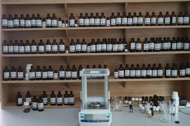 Guangzhou Chifly Trading Co., Ltd.